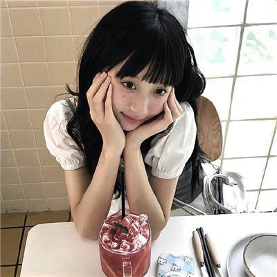 哈啦美容院